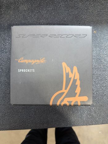 Used Campagnolo Super Record Wireless 12-Speed Schaltwerk, Kassette & Kette bike — image 9 of 17