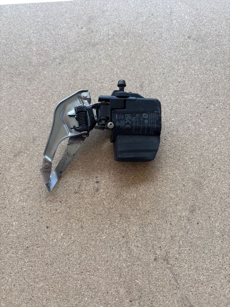 Used Sram Rival AXS Front Derailleur 2023 bike — image 4 of 4