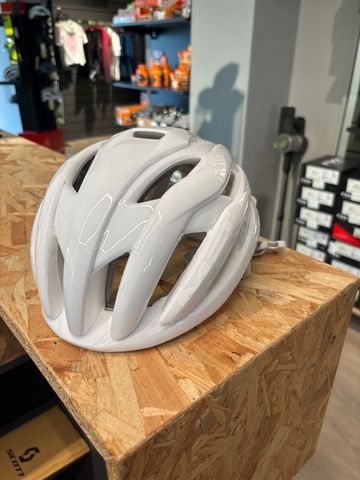 Used MET Casco Helmet 2025 Cycling Accessories
