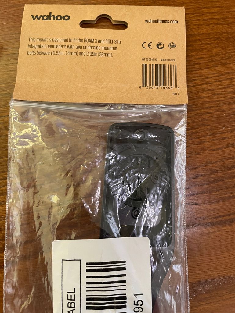 Used Wahoo ELEMNT ROAM 3 & BOLT 3 GPS Mount for Handlebar Mounting 2026 bike — image 4 of 6