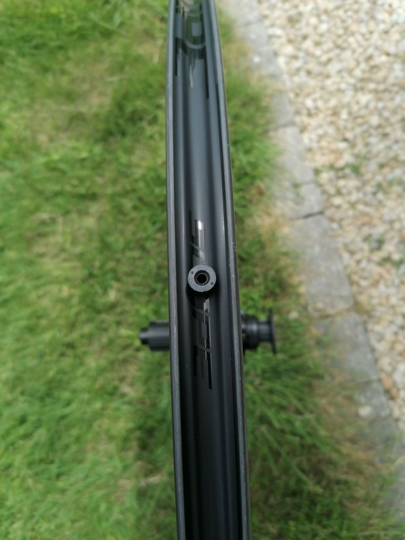 Used Scope S5 Disc Carbon Wheelset bike — image 8 of 9