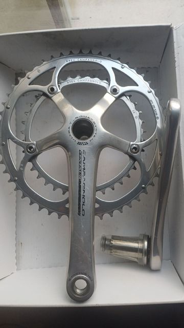 Campagnolo Centaur Crankset 10-speed 2005 Drivetrain & Pedals usato
