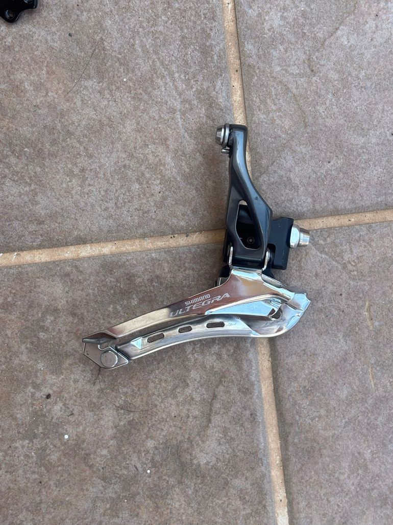 Used Shimano Ultegra 11v Mechanical 2025 bike — image 8 of 9