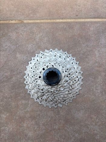 Used Shimano Ultegra 11v Mechanical 2025 bike — image 9 of 9