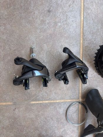 Used Shimano Ultegra 11v Mechanical 2025 bike — image 4 of 9