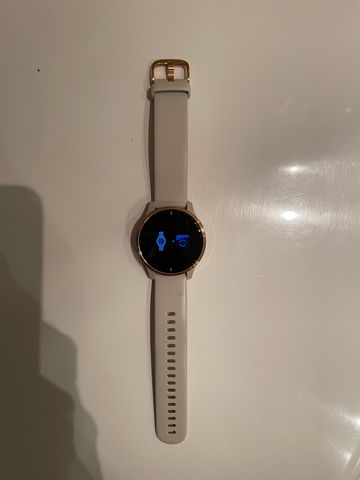 Używany Garmin Venu GPS Smartwatch bike — zdjęcie 4 z 9