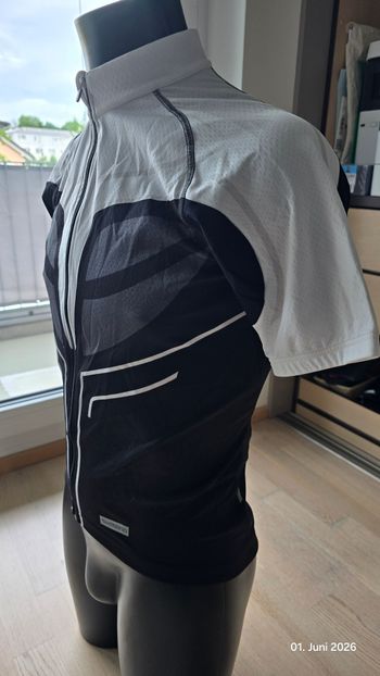 Used Shimano Fahrradtrikot Veloce Kurzarm Weiß/Schwarz M bike — image 4 of 5
