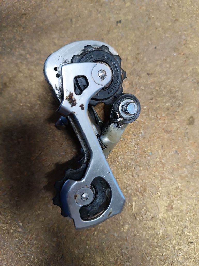 Used Shimano 105 Rear Derailleur bike — image 2 of 2