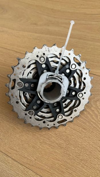 Used Shimano Ultegra 11-30 Kassette 12 Fach bike — image 3 of 3