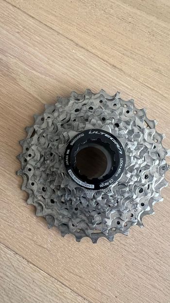 Used Shimano Ultegra 11-30 Kassette 12 Fach bike — image 2 of 3