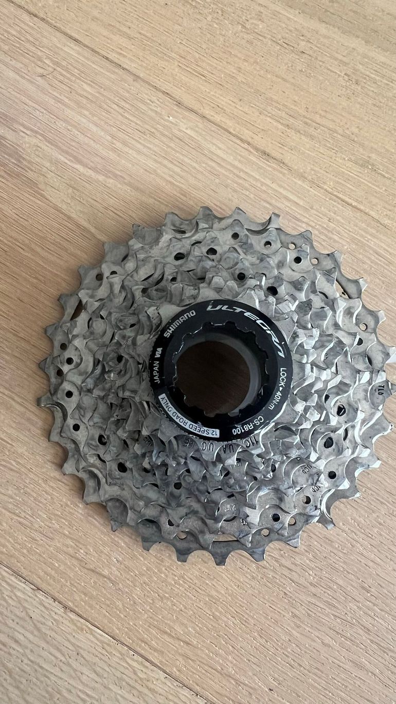 Used Shimano Ultegra 11-30 Kassette 12 Fach bike — image 2 of 3