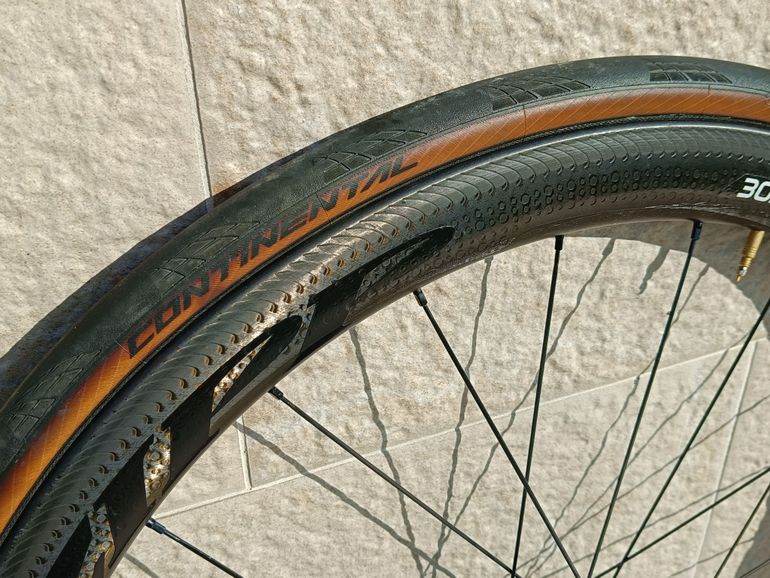 Used Zipp 303 Firecrest Showstopper Black 2022 bike — image 4 of 6