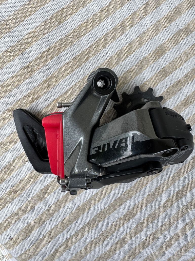 Used Sram Rival AXS XPLR eTap 1x12 bike — image 4 of 10