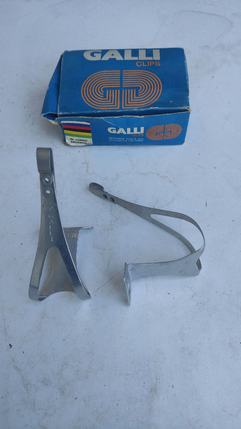 Used galli clips per pedali 1984 bike — image 2 of 3