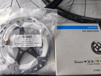 Used Dt Swiss M 1900 SPLINE 30 27.5" Rear Wheel 2026 bike — image 2 of 6