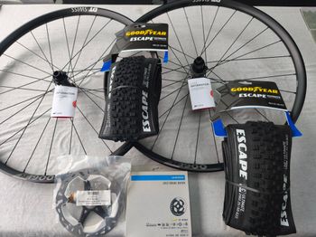 Used Dt Swiss M 1900 SPLINE 30 27.5" Rear Wheel 2026 bike