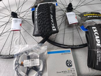 Used Dt Swiss M 1900 SPLINE 30 27.5" Rear Wheel 2026 bike — image 6 of 6