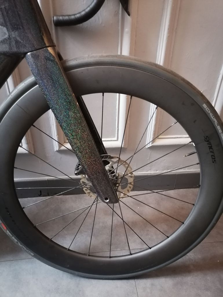 Used Syncros Capital 1.0 Aero 60 mm 2025 bike — image 1 of 2