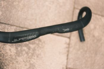 Used Deda Elementi Superzero Carbon Rennradlenker 44 cm 31.7 mm DCR bike — image 3 of 3