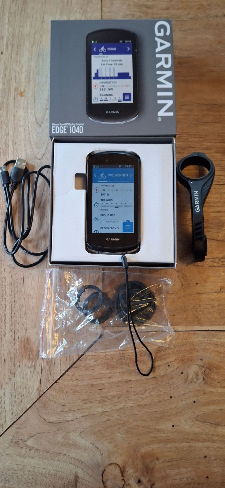 Used Garmin Edge 1040 GPS Bike Computer 2024 bike — image 1 of 3