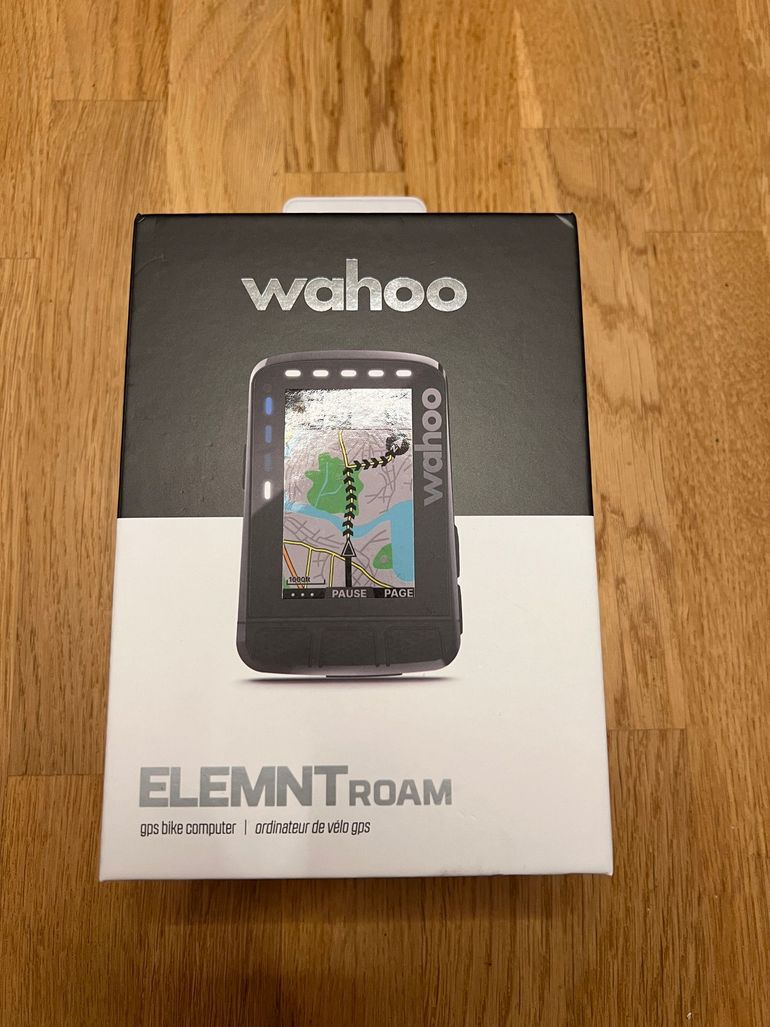 Used Wahoo ELEMNT ROAM v2 GPS Bike Computer 2023 bike — image 5 of 5