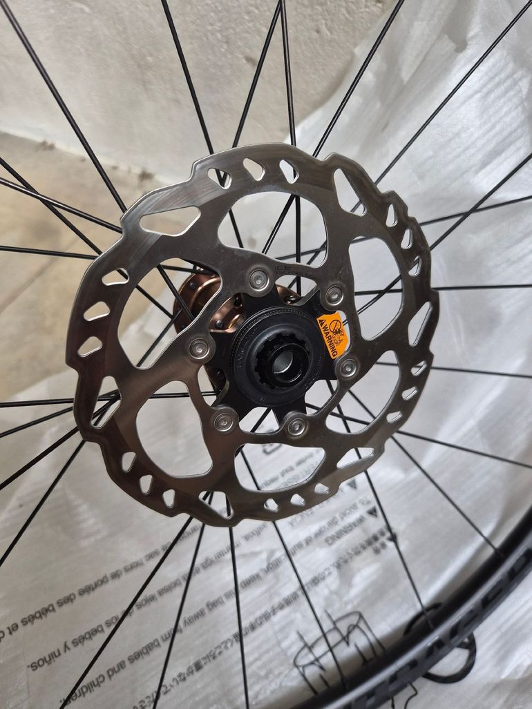 Used Bontrager paradigm sl 2025 bike — image 11 of 12