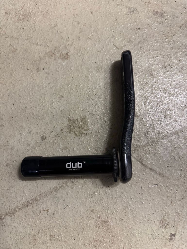 Used Sram X01 DH DUB Carbon Direct Mount Ring 165mm 2025 bike — image 1 of 3