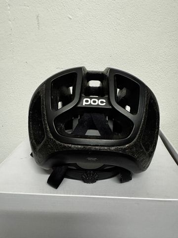 POC Ventral Lite Helmet bike d'occasion — image 4 sur 5