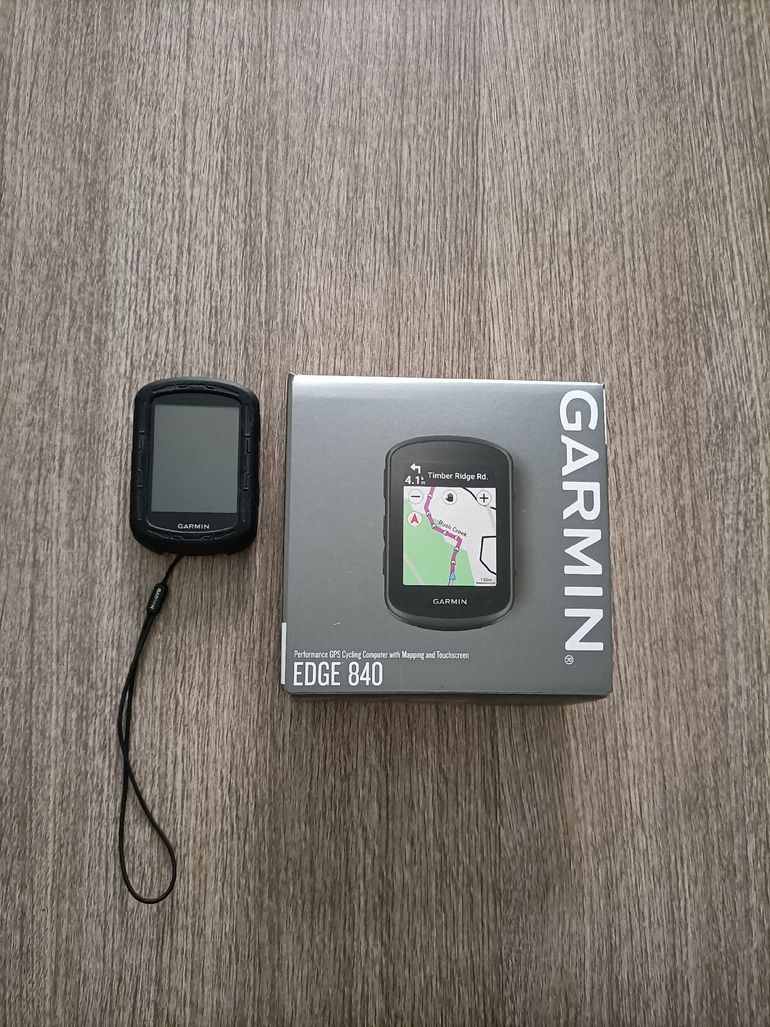 Used Garmin Edge 840 GPS Cycling Computer 2025 bike — image 1 of 2