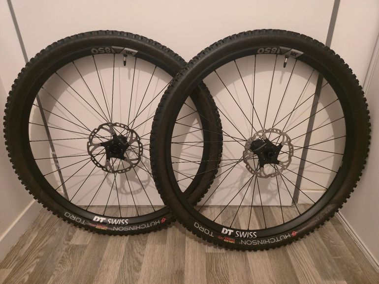 Used Dt Swiss XR 1850 Wheelset bike — image 1 of 3