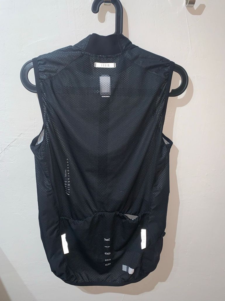 Used Gobik Plus Chaleco talla L bike — image 2 of 3