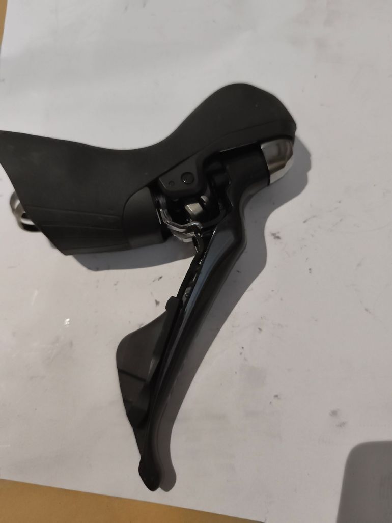 Used Shimano Ultegra ST-f8020 bike — image 2 of 3