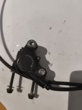 Used Shimano Ultegra BR-r8070 bike — image 2 of 3