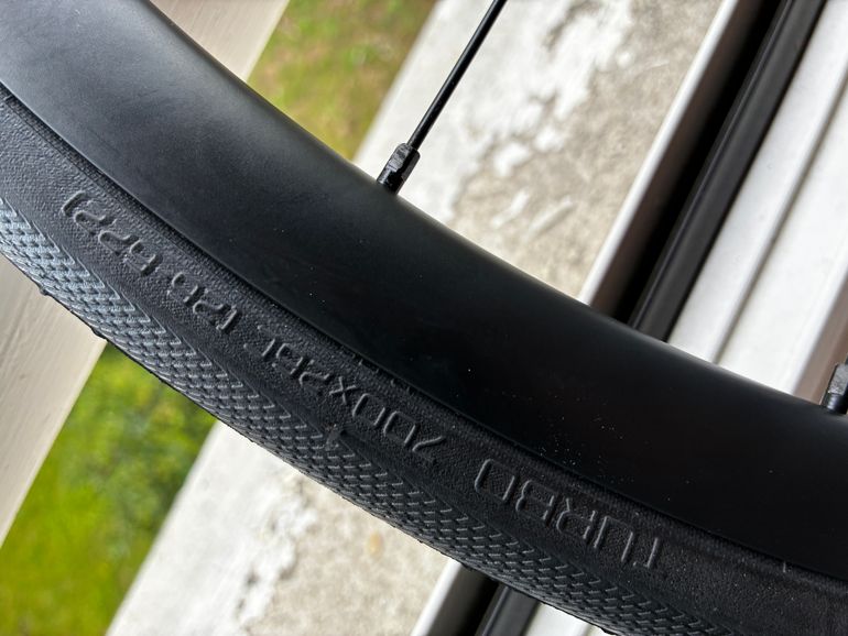 Used Dt Swiss R 470 700C 23 mm DB VI bike — image 8 of 10