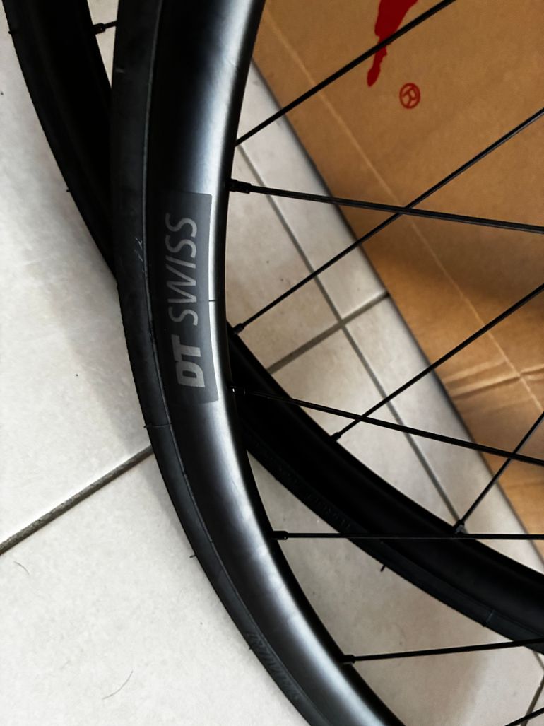 Used Dt Swiss R 470 700C 23 mm DB VI bike — image 2 of 10