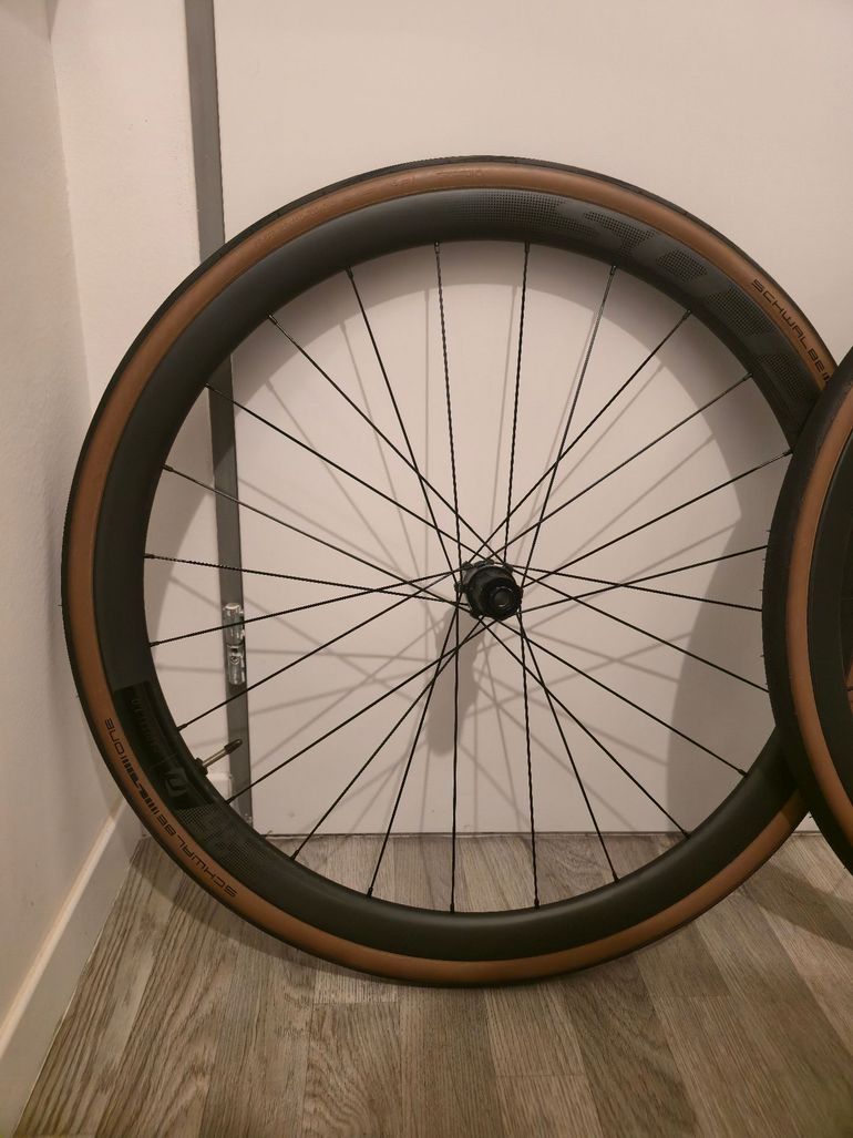 Used Syncros Capital 1.0 35 Disc Wheelset bike — image 2 of 3