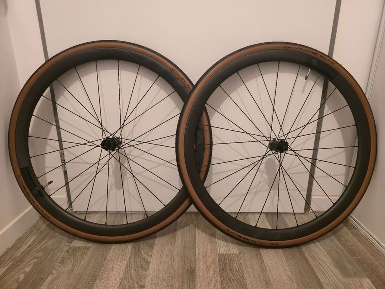 Used Syncros Capital 1.0 35 Disc Wheelset bike — image 1 of 3