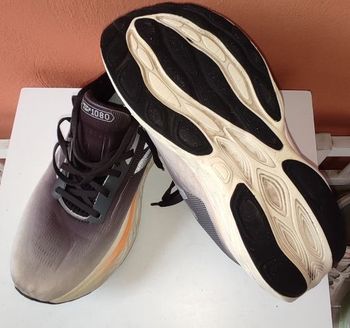 Used New Balance Fresh Foam X 1080v14 2025 bike — image 2 of 2