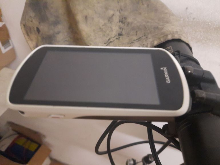Used Garmin Edge 1030 bike — image 5 of 6