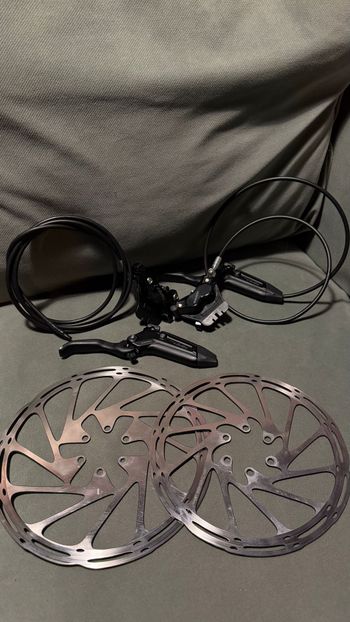 Used Sram Level Silver bike — image 4 of 5