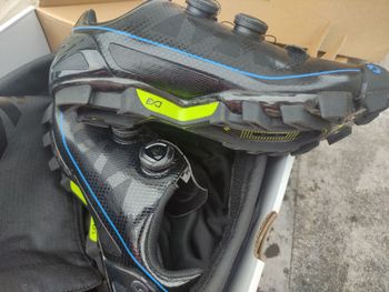 Used Giant Charge XC MTB carbon BOA 42 uk 8 2026 bike — image 3 of 8