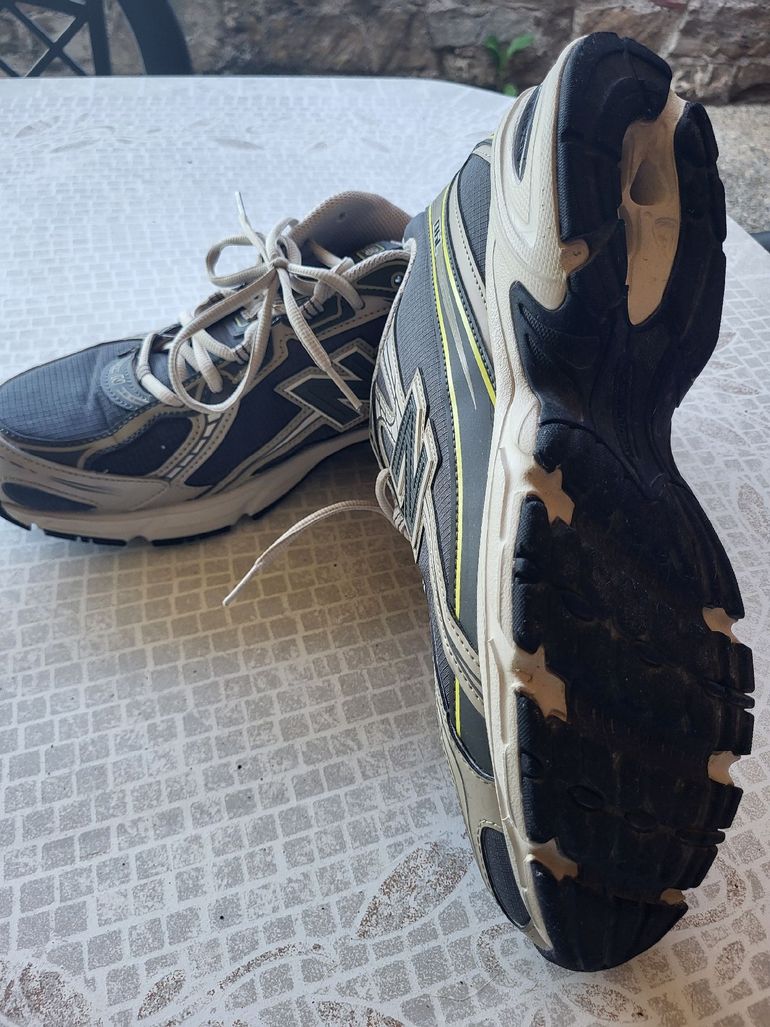 Used New Balance 740 bike — image 2 of 4