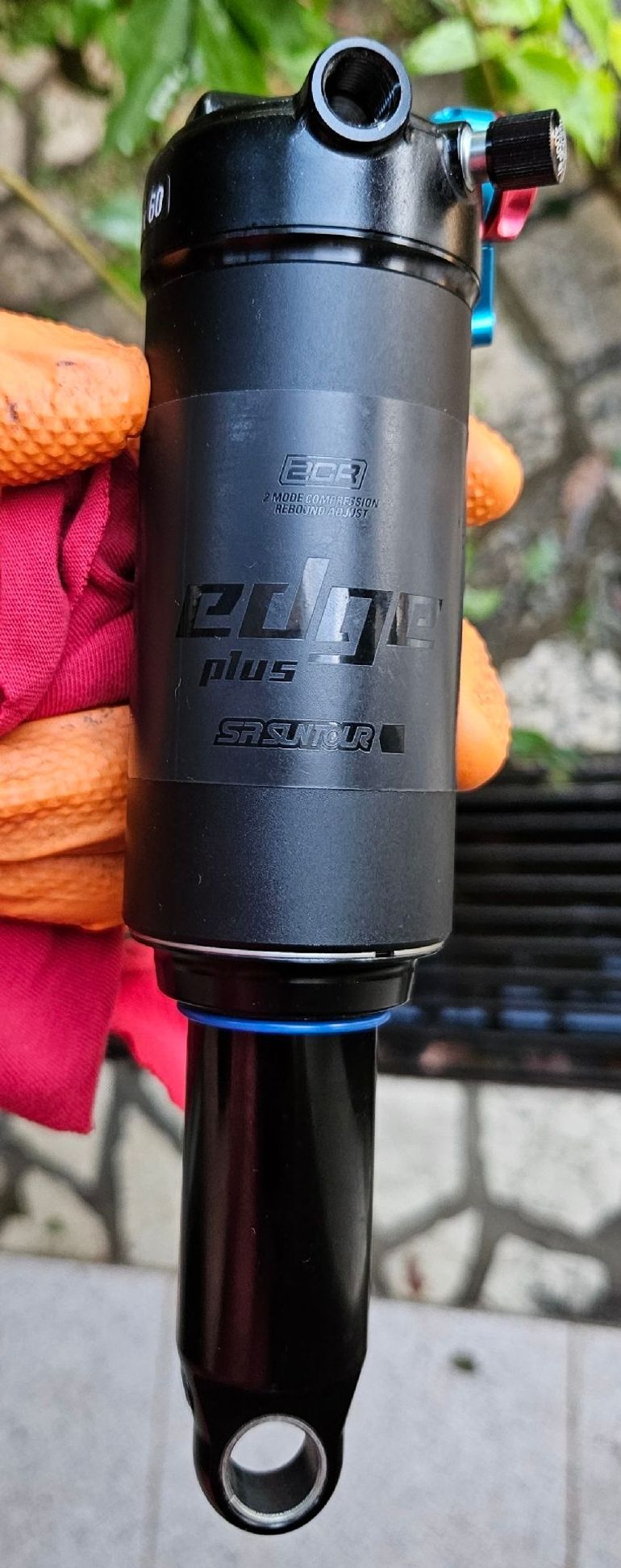 Used Sr Suntour EDGE 2RC 205X60 150mm 2023 bike — image 3 of 8