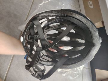 Gebrauchtes Giro noir et blanc 2026 bike — Bild 2 von 2
