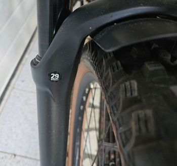 Used Sr Suntour Lytro 35 Supreme Air LOR 140mm 2023 bike — image 4 of 7