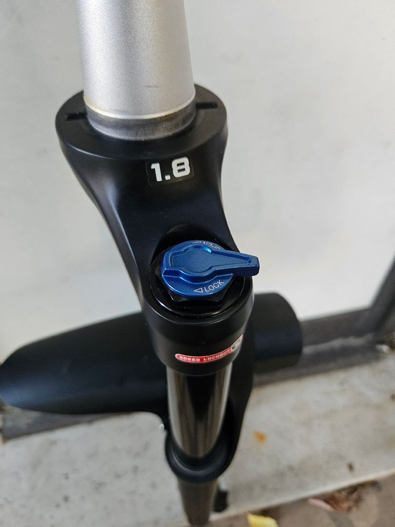 Použité Sr Suntour Lytro 35 Supreme Air LOR 140mm 2023 bike — obrázek 9 z 18