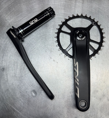 Używany Truvativ Stylo 6K Eagle DUB Crankset 175mm 34T Drivetrain & Pedals