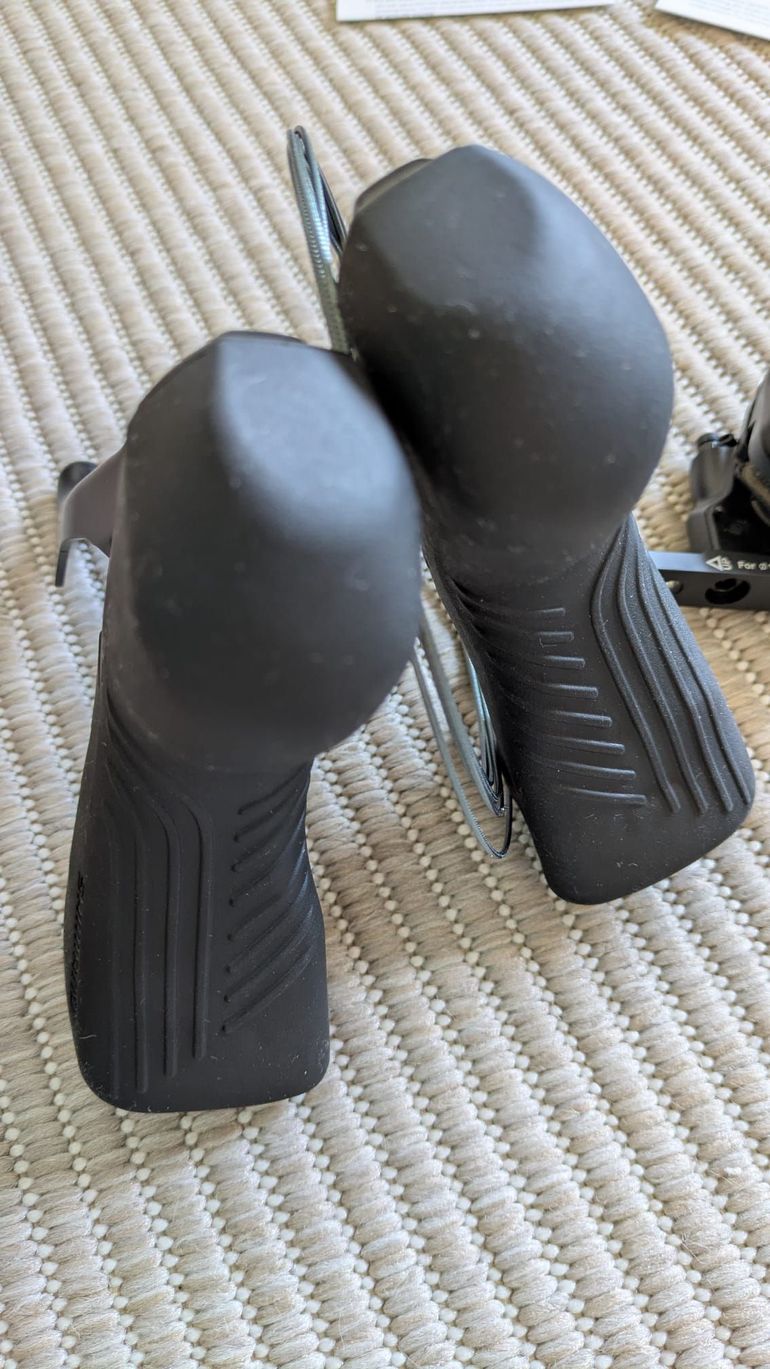 Used Shimano GRX RX610 2x12 Hydraulic Shifters bike — image 8 of 10