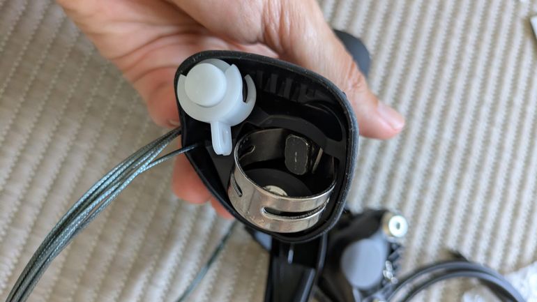 Used Shimano GRX RX610 2x12 Hydraulic Shifters bike — image 10 of 10