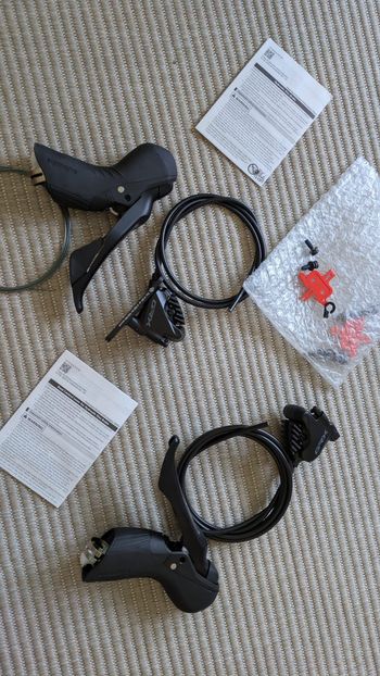 Used Shimano GRX RX610 2x12 Hydraulic Shifters bike — image 2 of 10
